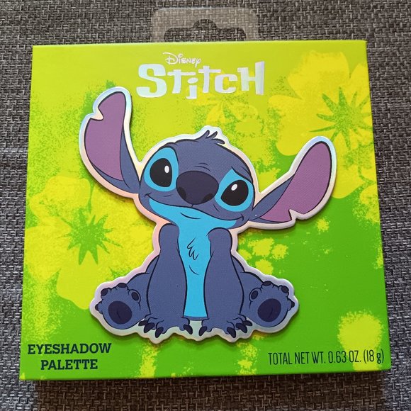 Disney's Stitch Eyeshadow Palette - Picture 8 of 10